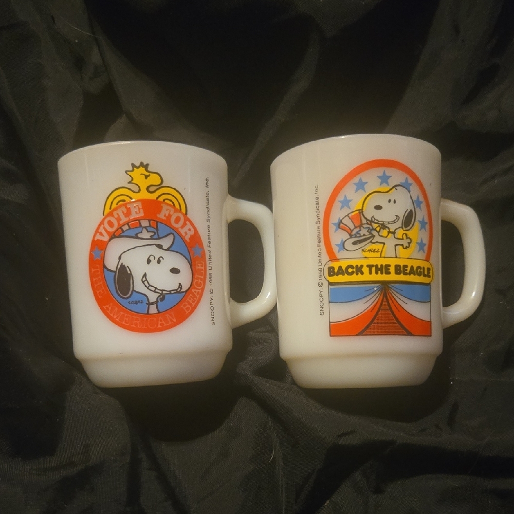Snoopy Themed White Coffee Mugs Set